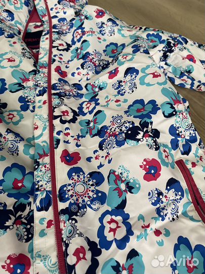 Ветровка женская размер М