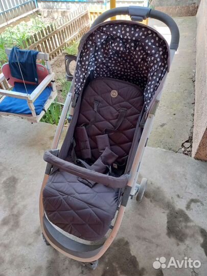 Прогулочная коляска