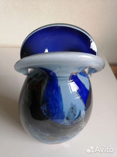 Большая ваза многослойное стекло гутная техника