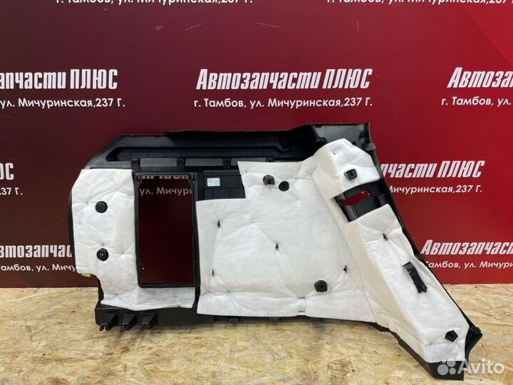 Обшивка багажника правая LADA X-Ray