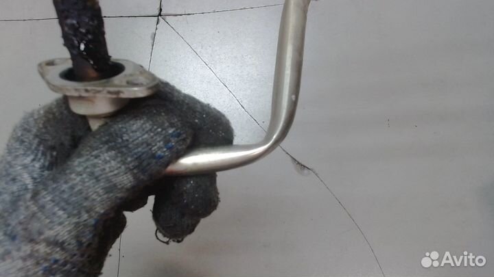 Патрубок вентиляции картерных газов Volkswagen Pol