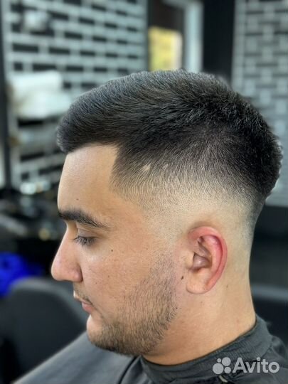 Барбер, мужской парикмахер