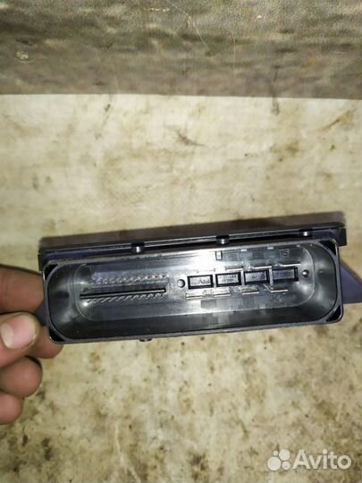 Блок электомехан. стояночного тормоза Audi A4, A5