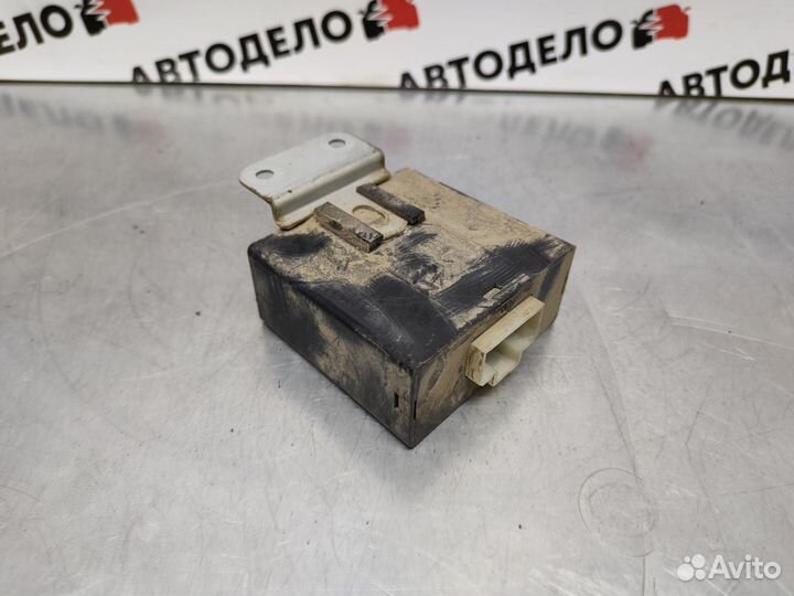 Блок управления дверьми Nissan Serena C23 1998 г.в