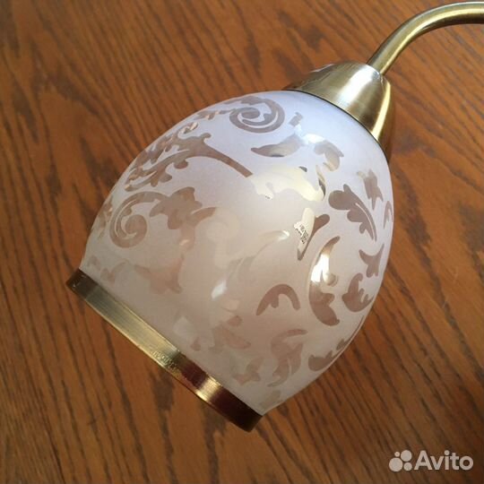 Настенный светильник бра