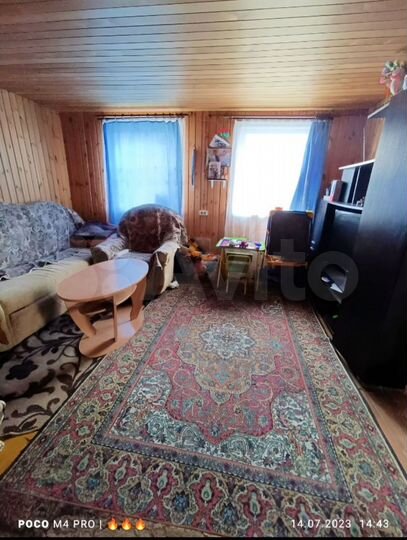 Дом 35 м² на участке 6 сот.