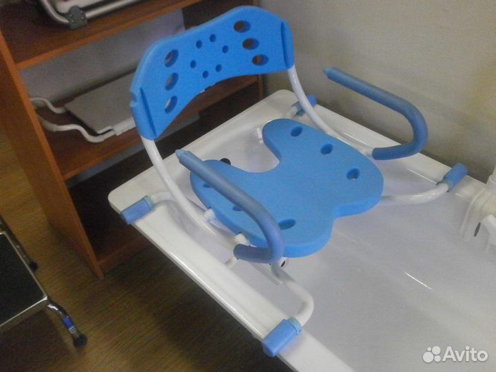 Сиденье для ванны Ortonica Lux 450