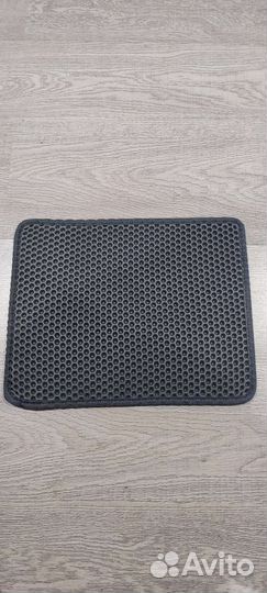 Коврики под миску животным