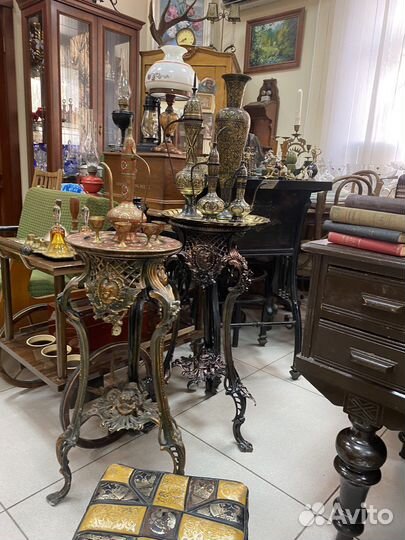 Старинные подставки, жардиньерки