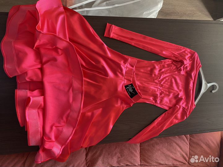 Платье для бальных танцев