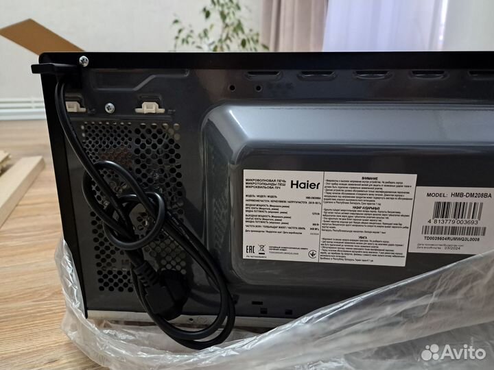 Продам микроволновку haier HMB-DM208BA