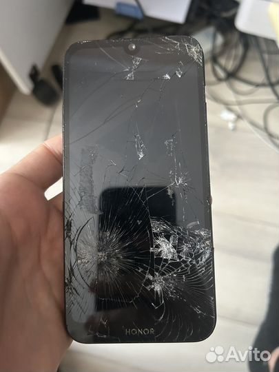 HONOR 8S, 2/32 ГБ