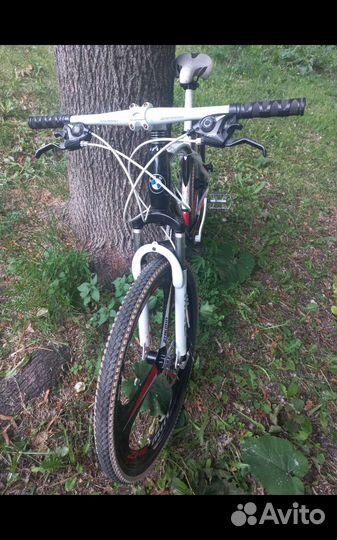 Велосипед bmw на литых 26 дисках