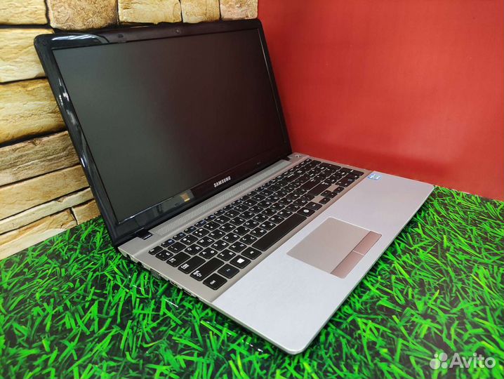 Samsung np370rse на i5 на гарантии магазина