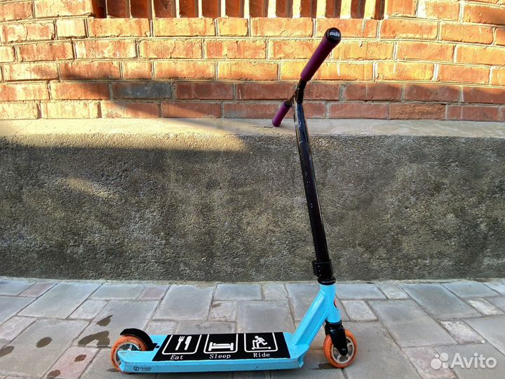 Самокат трюковой