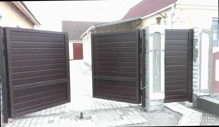 Ворота с калиткой распашные