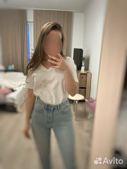 Футболка zarina c v-образным вырезом, белая