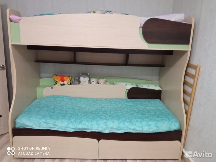 Двухъярусная кровать с выдвижными ящиками 5000 р