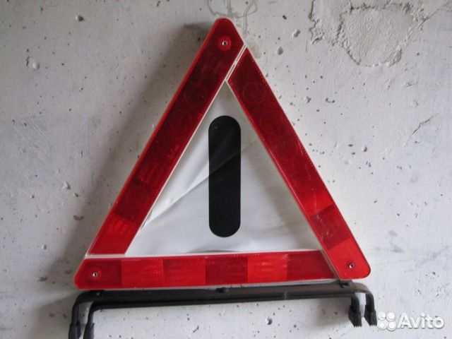 Задний правый габаритный фонарь