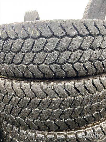 Грузовые шины б/у Bridgestone 295/80/R22.5
