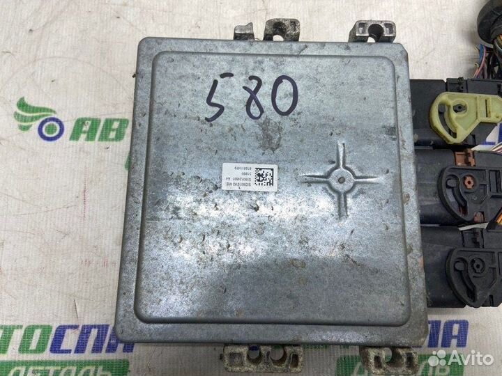 Блок управления двигателем Ford C-Max DV6 2011