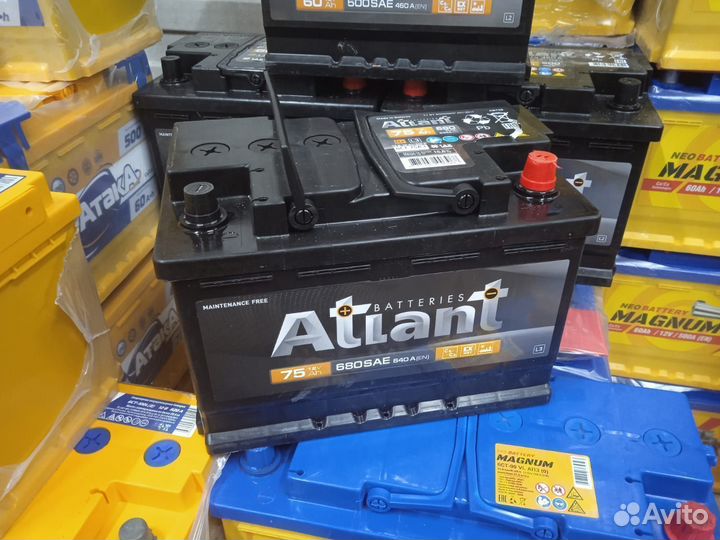 Аккумулятор автомобильный 75 Ач 680А Атлант
