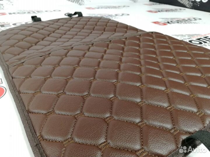 Накидка на сиденье Универсальная Черная с золотой