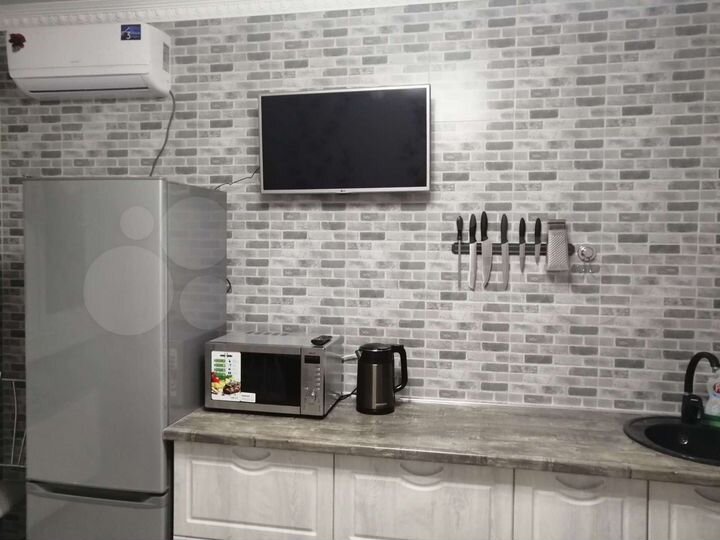 2-к. квартира, 61 м², 1/16 эт.