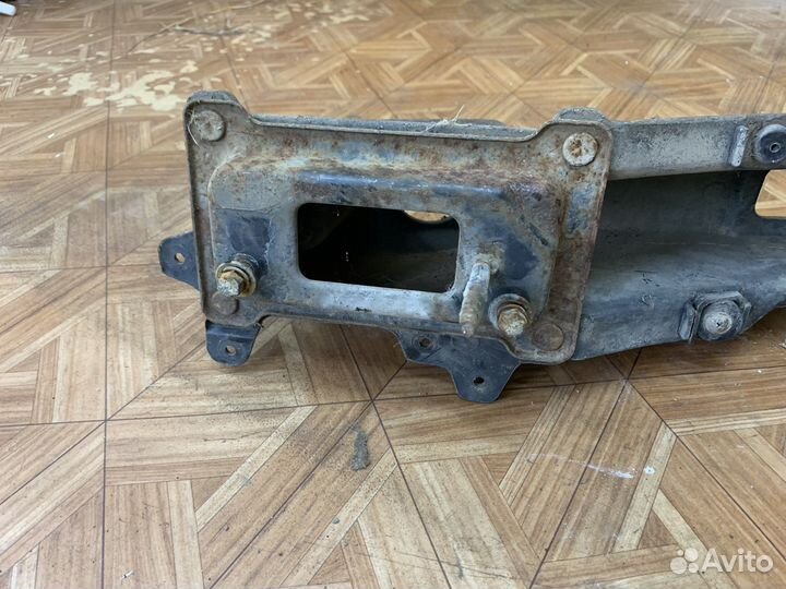 Усилитель зад бампера Kia Sportage 3