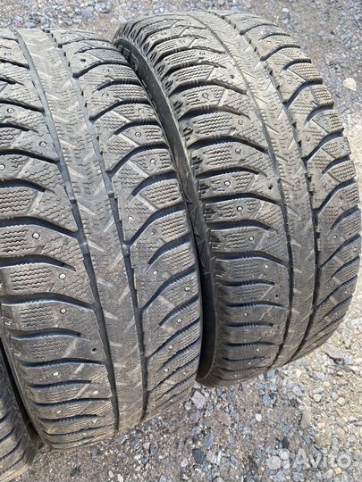 Bridgestone Ice Cruiser 7000 205/55 R16 91T