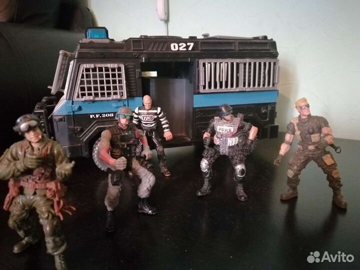 Набор полицейские с машиной