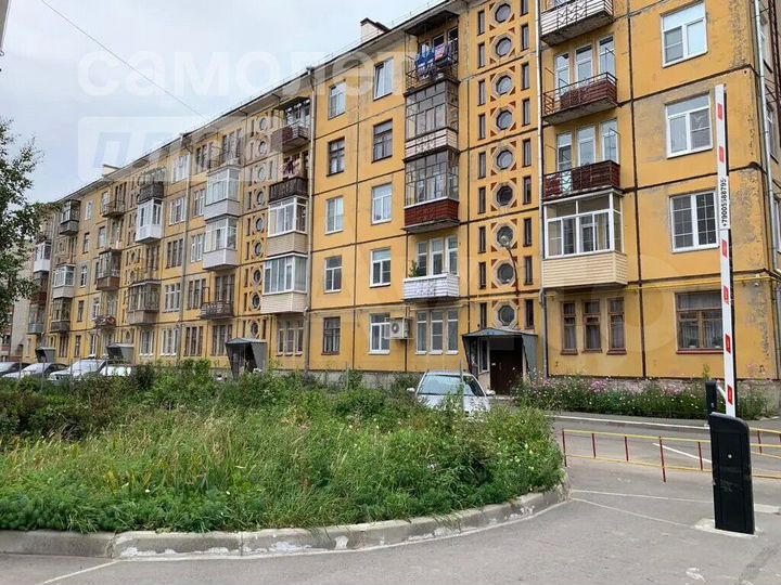 3-к. квартира, 76,8 м², 1/5 эт.