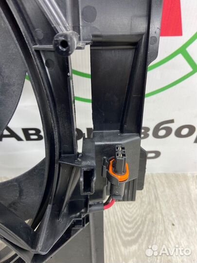 Вентилятор охлаждения радиатора Bmw 3-Series седан