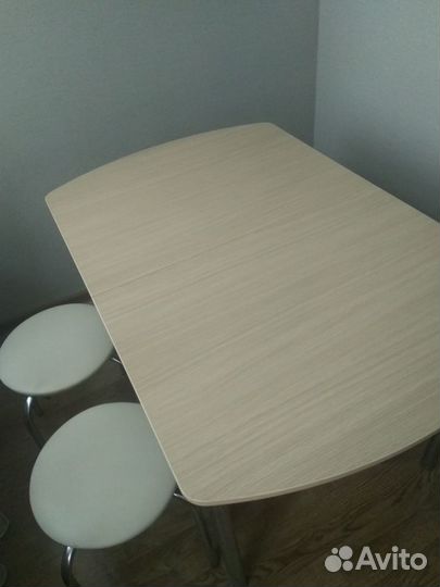 Кухонный стол и стулья бу