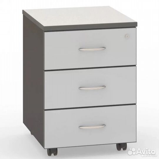 Офисная мебель б/у