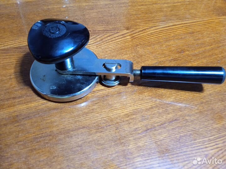 Ключ для закатывания банок