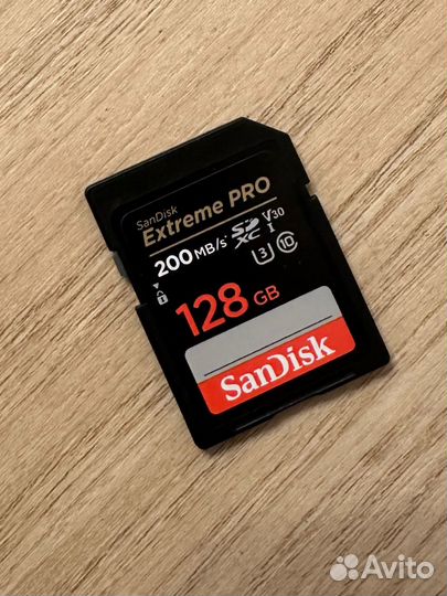 Карта памяти SanDisk 128GB