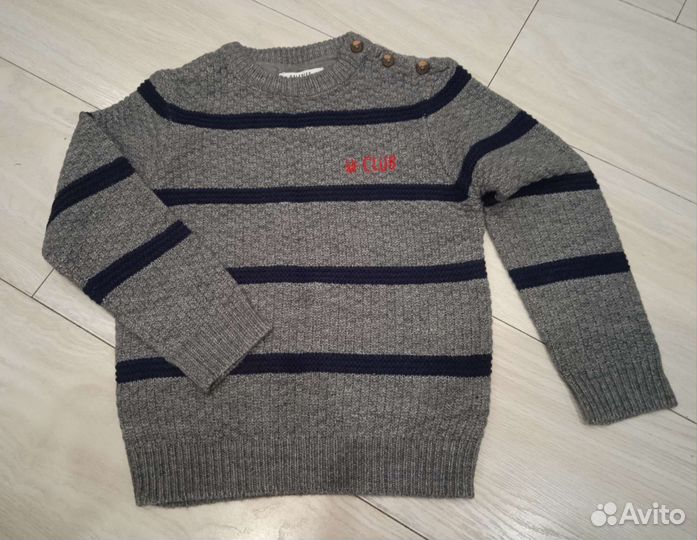 Свитер для мальчика новый 116-122