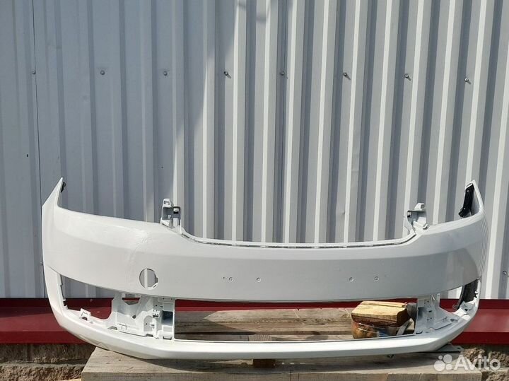 Бампер передний skoda rapid