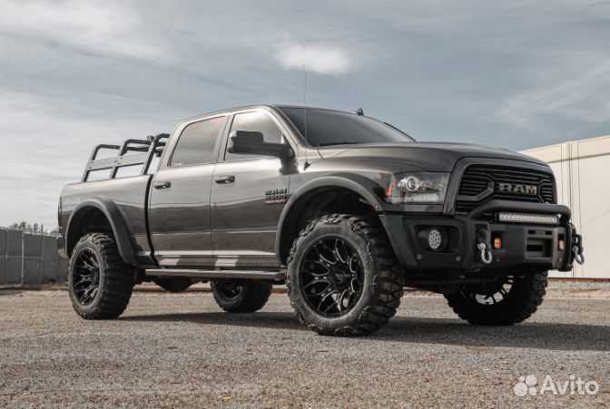 Диски Moto Metal R20 5x127 для Jeep Wrangler