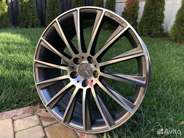 Эффектные и стильные Диски AMG R18 Арт 866