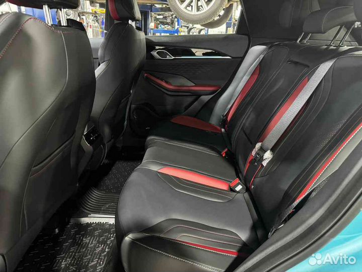 Geely Coolray 1.5 AMT, 2024