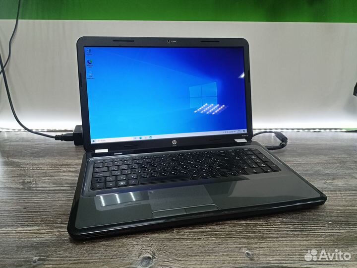 Ноутбук HP 17 дюймов на процессоре intel core i5