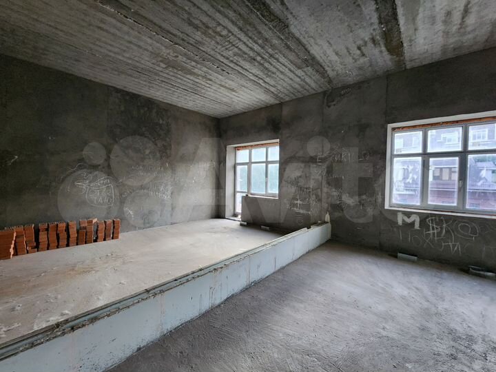 Здание, 600 м²