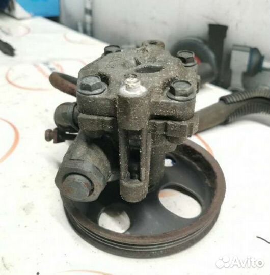 Насос гур suzuki liana 2007 1.6 m16a