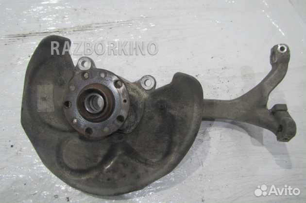 Кулак передний правый Ауди