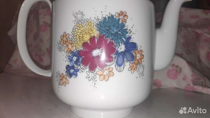 Чайник Henneberg Porzellan 1777atlas гдр