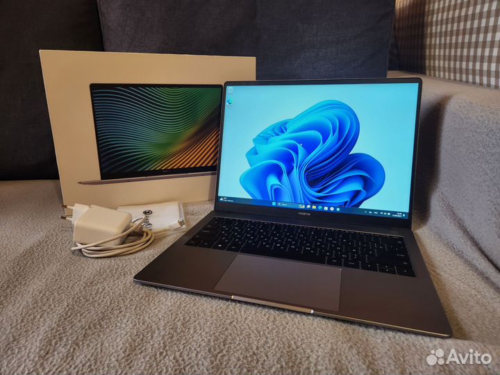 Свежий ноутбук 14 2к экран IPS intel 11th