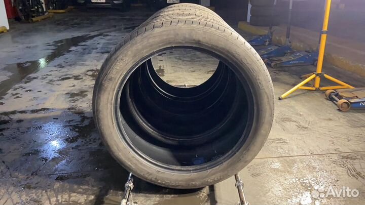 Pirelli P Zero 295/40 R21 111Y