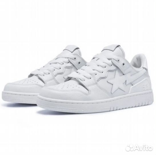 Кроссовки белые